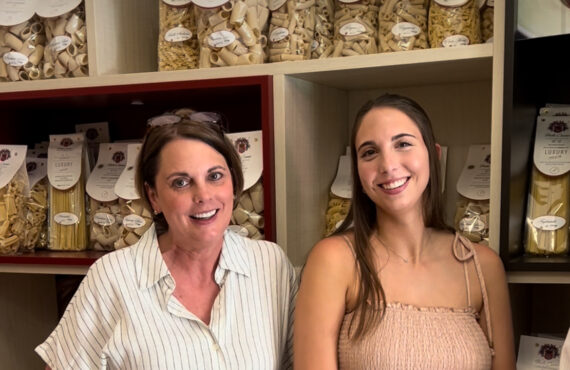 Cuomo’s Pastificio: A Unique Experience Where Fresh Pasta is Made by Tennessee Tourists Through the “Pasta Class Experience”